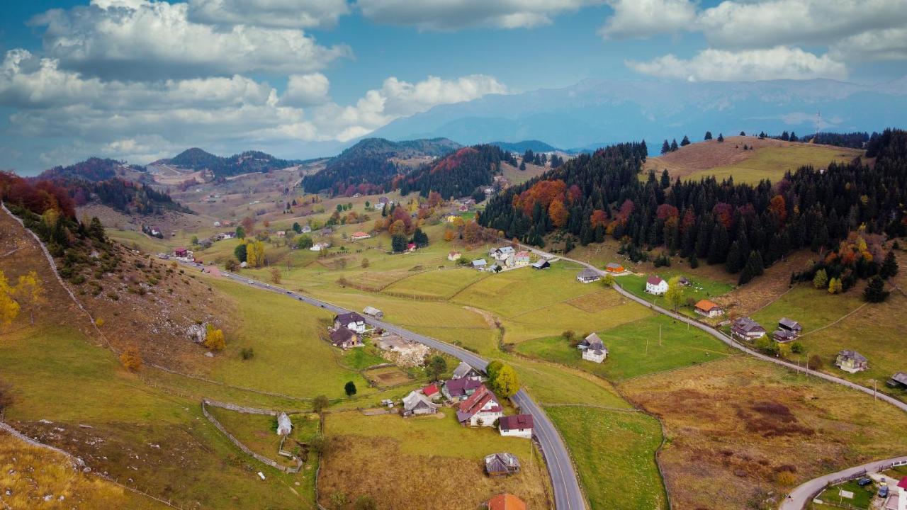 Готель Casa Muntelui Фундата Екстер'єр фото